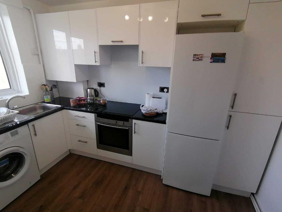 White City Apartment, Your London Stay Exteriör bild